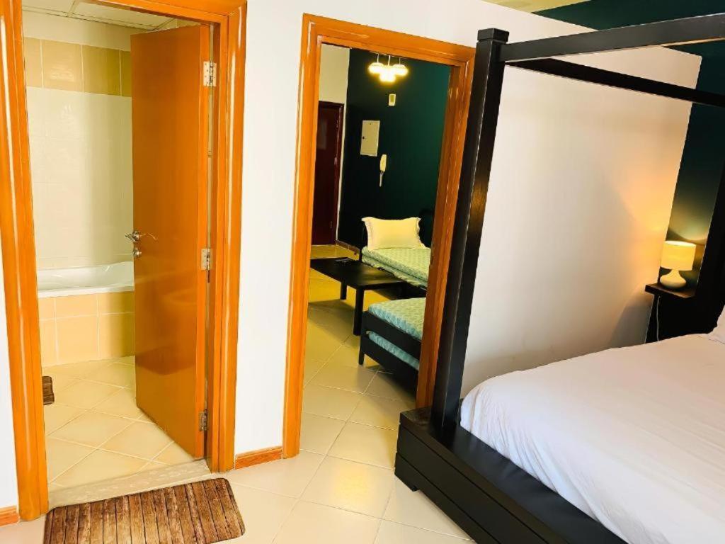 Royal Marina Inn Dubai Luaran gambar
